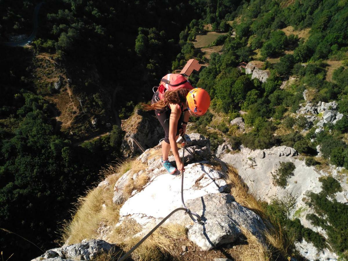 Hostel Refugio La Ardilla Real Posada De Valdeon Zewnętrze zdjęcie
