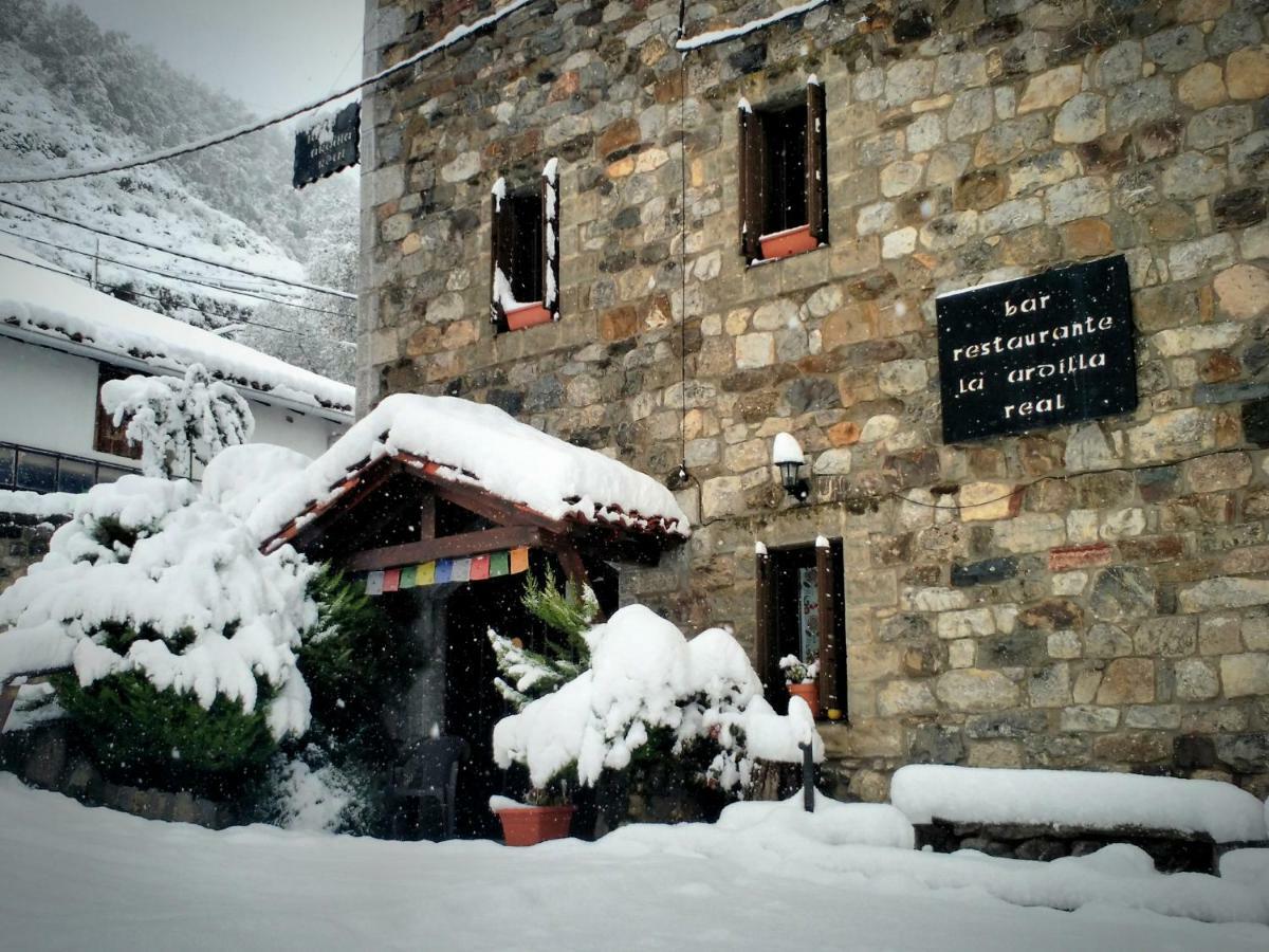 Hostel Refugio La Ardilla Real Posada De Valdeon Zewnętrze zdjęcie