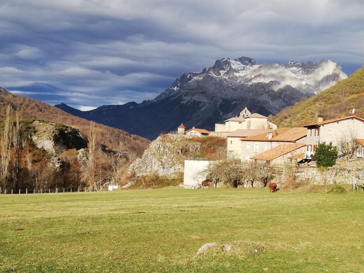 Hostel Refugio La Ardilla Real Posada De Valdeon Zewnętrze zdjęcie
